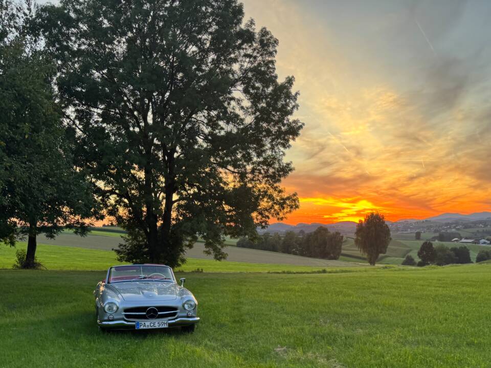 Image 5/54 of Mercedes-Benz 190 SL (1957)
