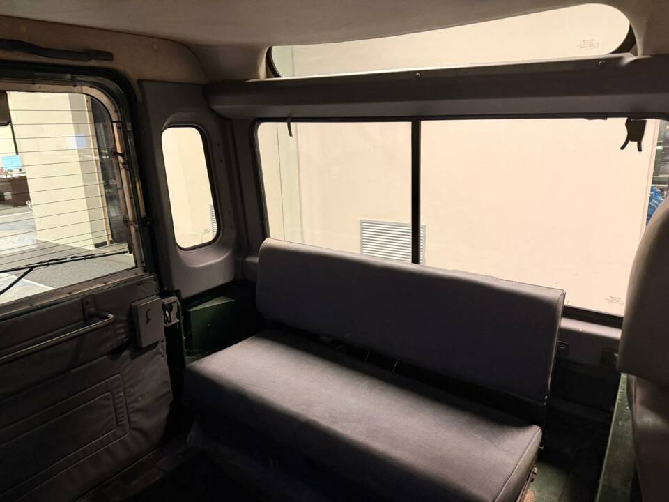 Imagen 8/19 de Land Rover Defender 90 Td5 (2000)