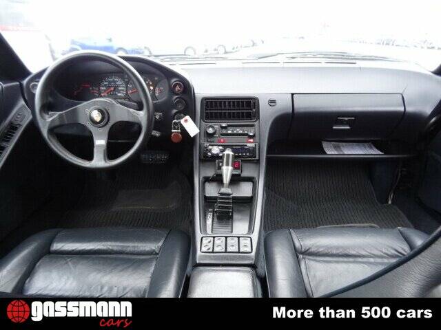 Image 11/15 of Porsche 928 S4 (1988)