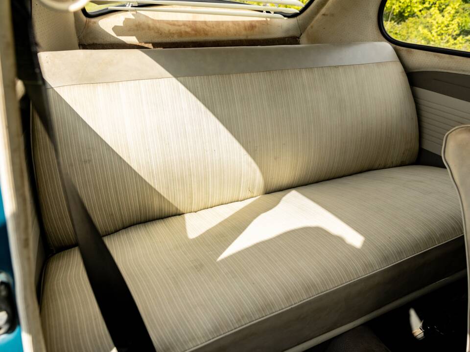 Bild 35/40 von Volkswagen Käfer 1300 (1965)
