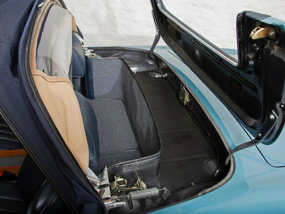 Imagen 30/44 de Mercedes-Benz 230 SL (1965)