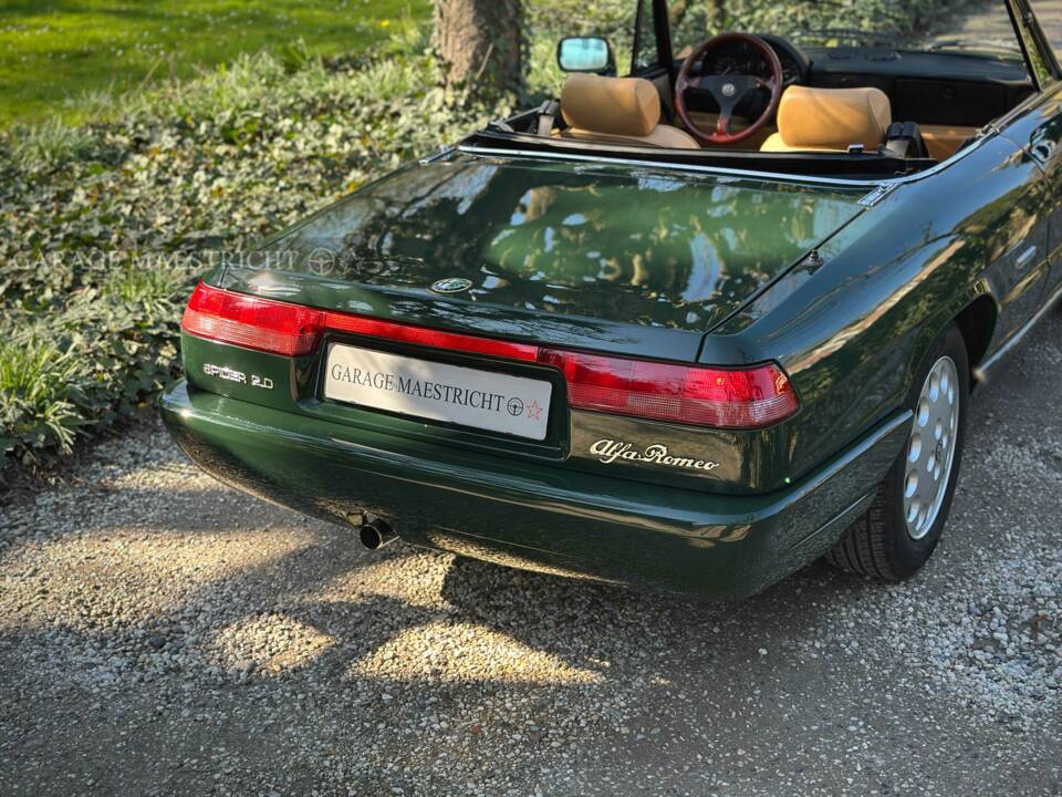 Image 5/100 de Alfa Romeo 2.0 Spider (1993)