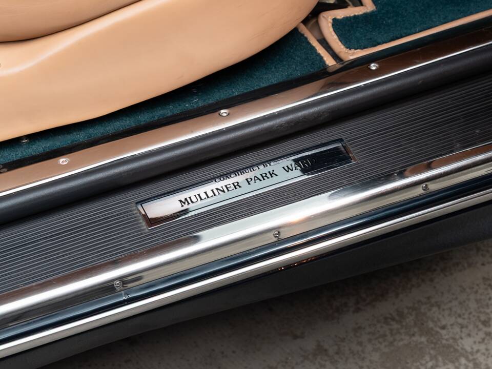 Image 31/43 of Bentley Continental T (1997)