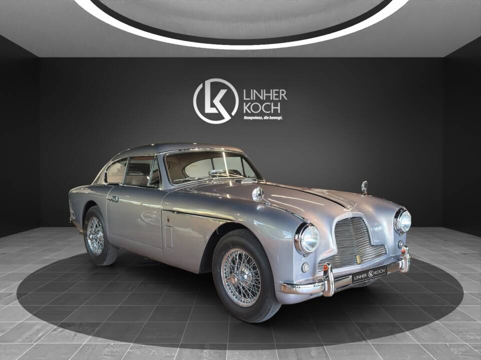 Image 6/19 of Aston Martin DB 2/4 Mk II (1956)