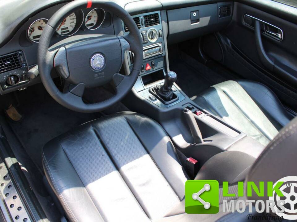 Immagine 5/10 di Mercedes-Benz SLK 200 Kompressor (1997)