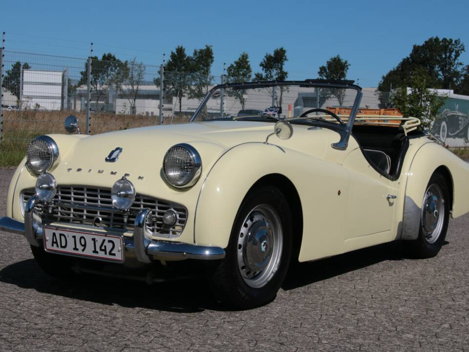 Immagine 1/83 di Triumph TR 3A (1959)