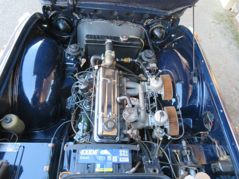 Afbeelding 15/18 van Triumph TR 4A IRS (1967)