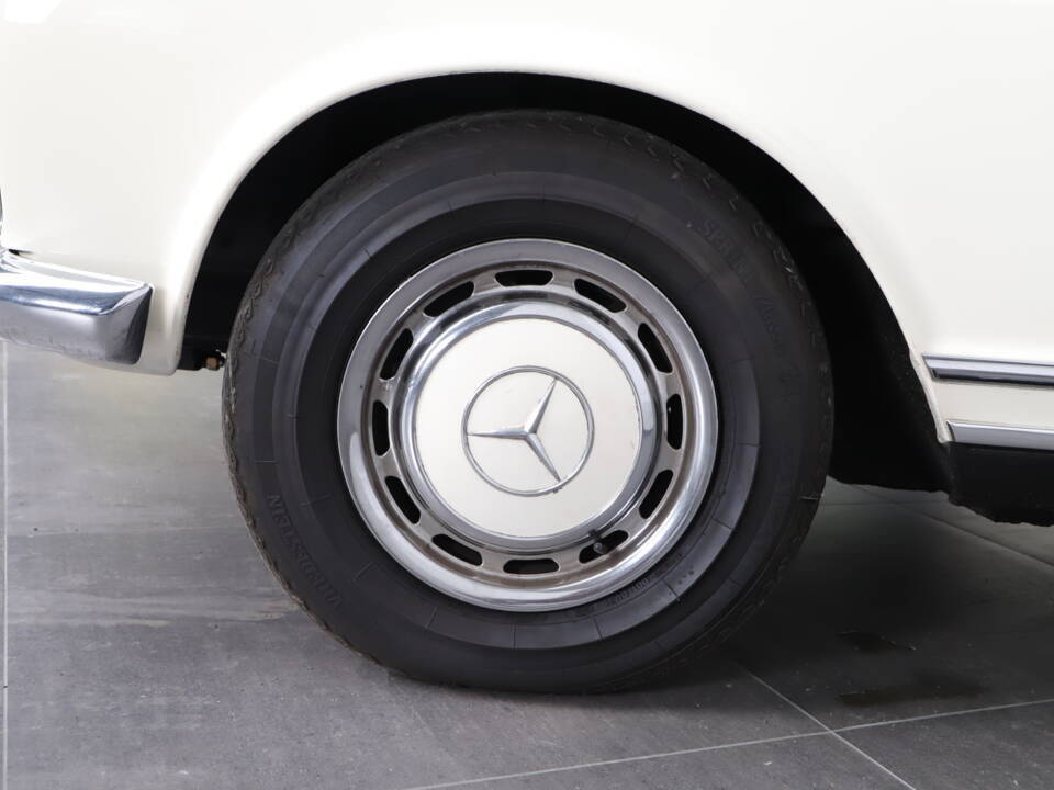 Image 5/32 of Mercedes-Benz 280 SL (1970)