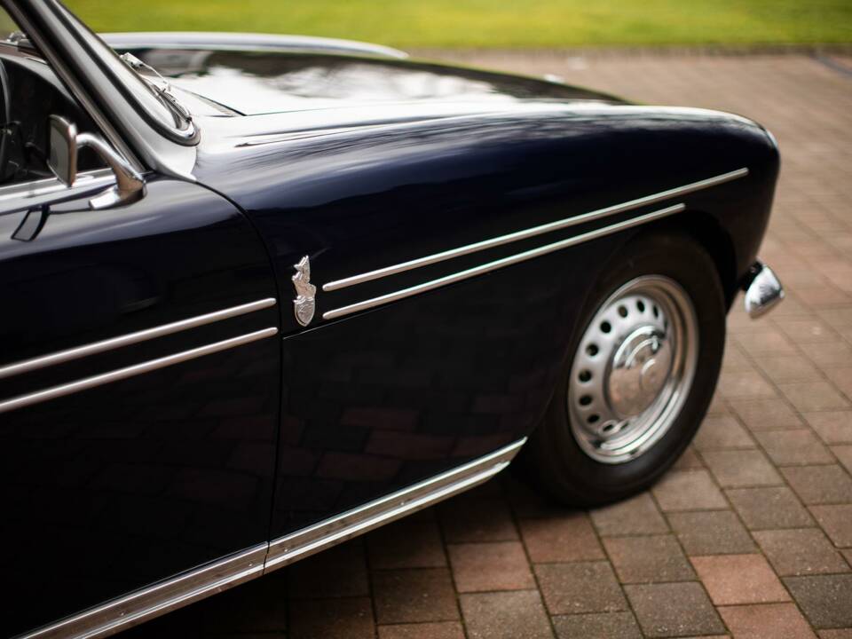 Image 38/50 of Bristol 409 (1967)