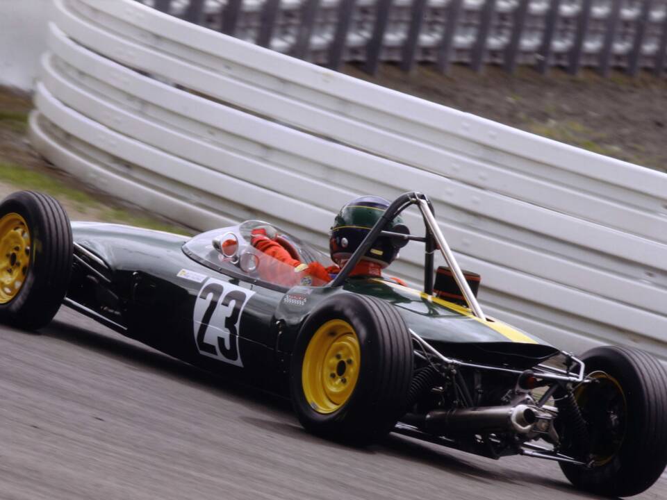 Immagine 2/16 di Lotus 51A (1968)
