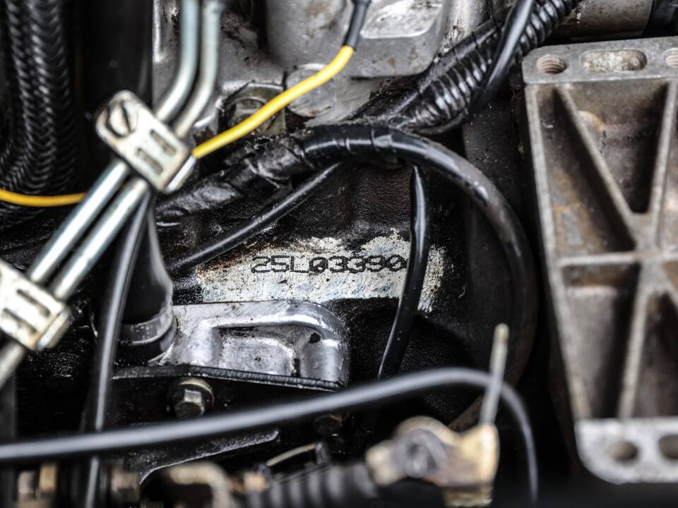 Bild 29/41 von Land Rover Defender 90 Td5 (1998)