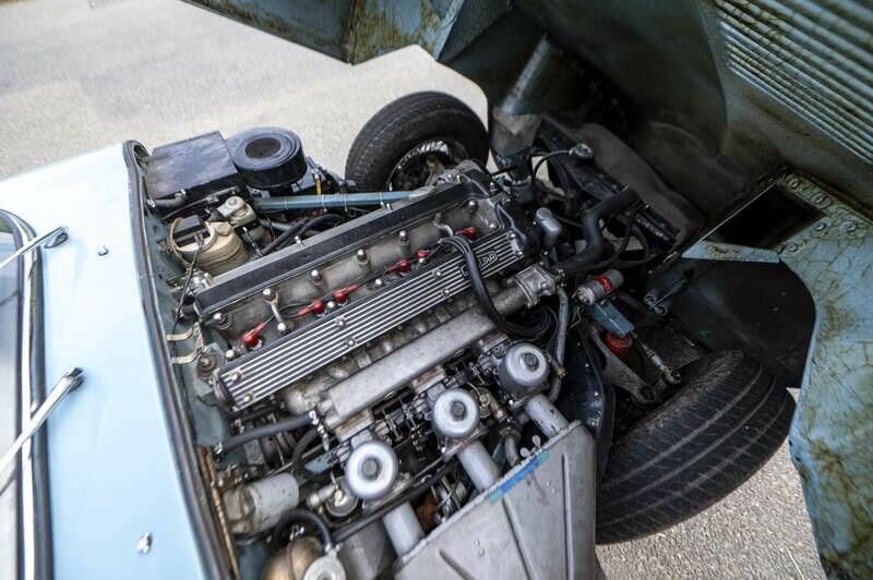 Image 27/50 de Jaguar E-Type (1968)