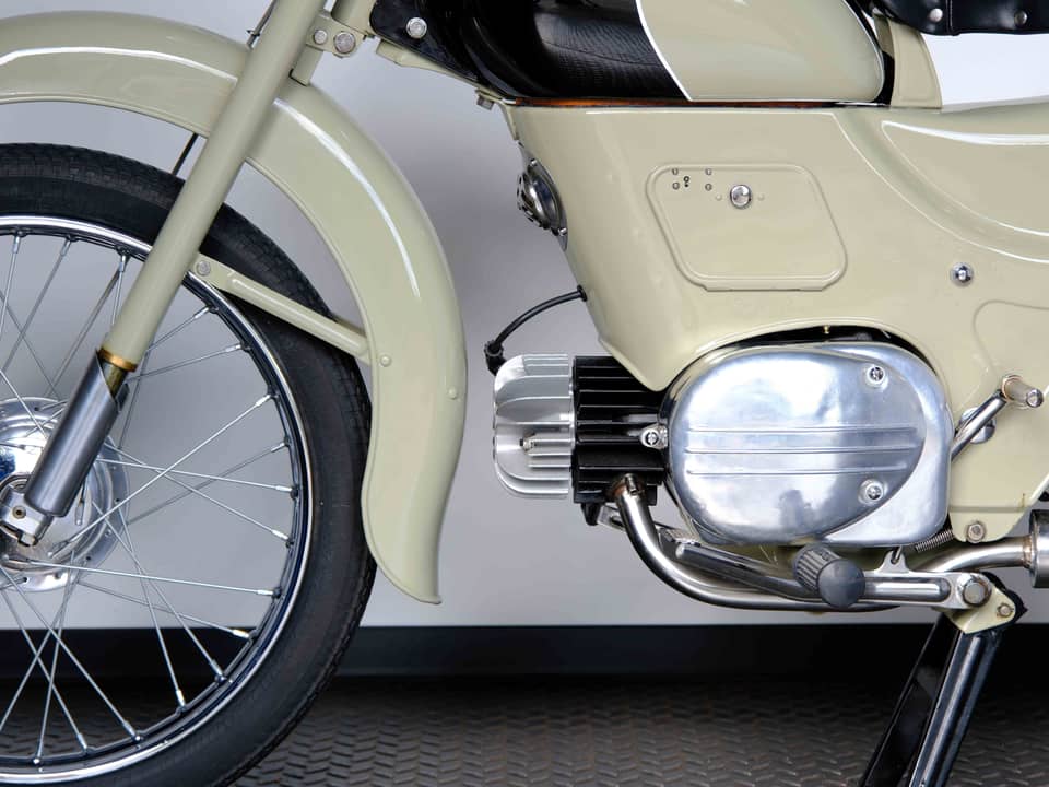 Bild 36/61 von Moto Guzzi Zigolo Turismo (1954)