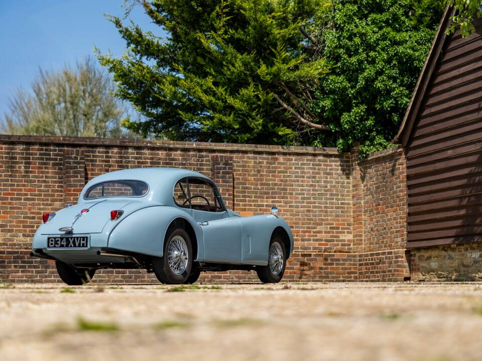 Image 20/50 of Jaguar XK 140 FHC (1955)
