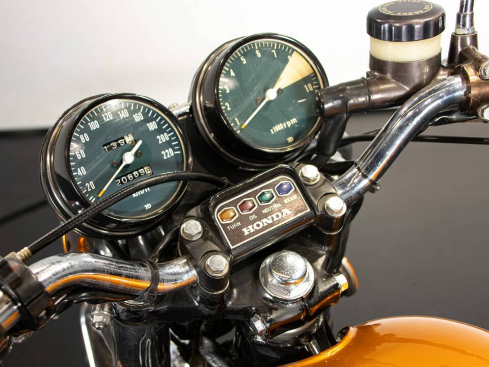 Bild 42/50 von Honda CB 750 Four (1975)