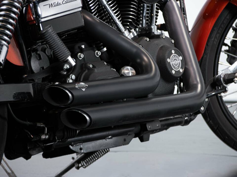 Bild 43/50 von Harley-Davidson DUMMY (2010)