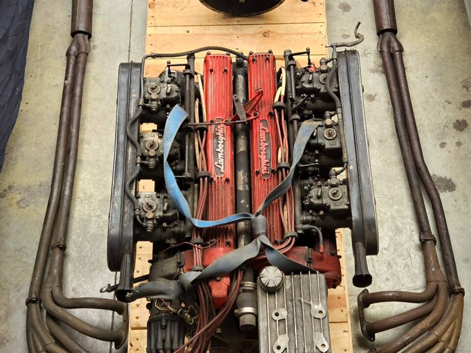 Bild 100/100 von Lamborghini Espada 400 GT (1972)