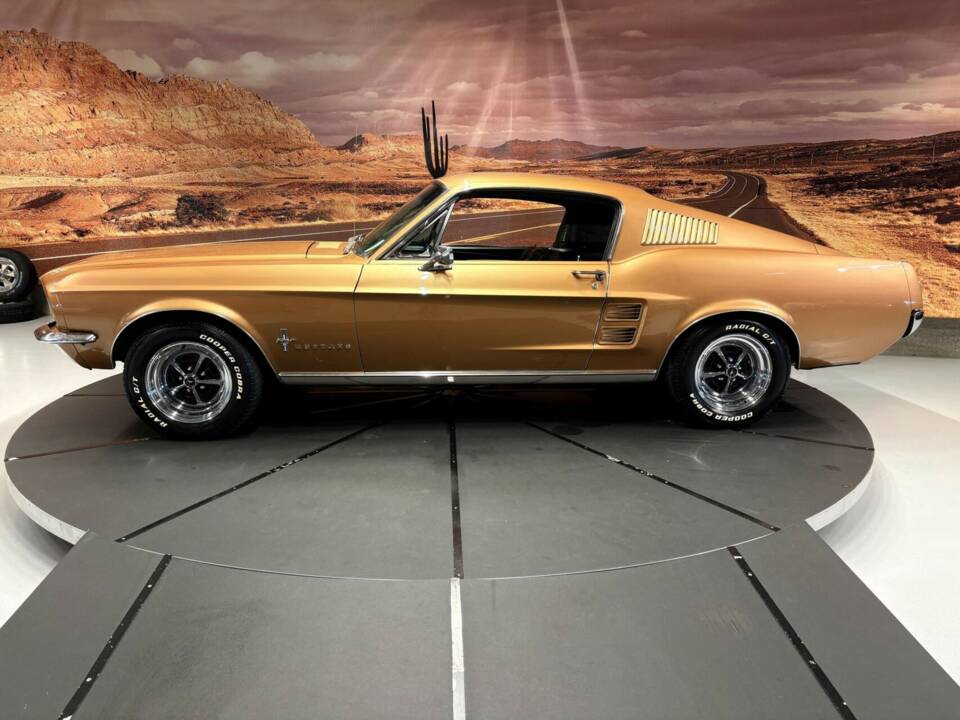Afbeelding 26/50 van Ford Mustang 289 (1967)