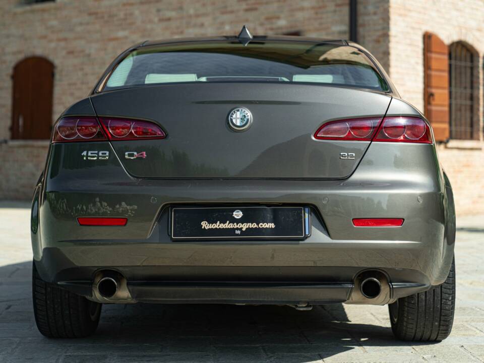 Bild 8/50 von Alfa Romeo 159 3.2 JTS V6 Q4 (2007)