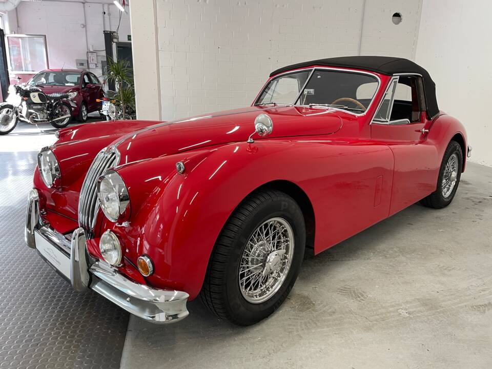 Imagen 11/38 de Jaguar XK 140 SE DHC (1955)