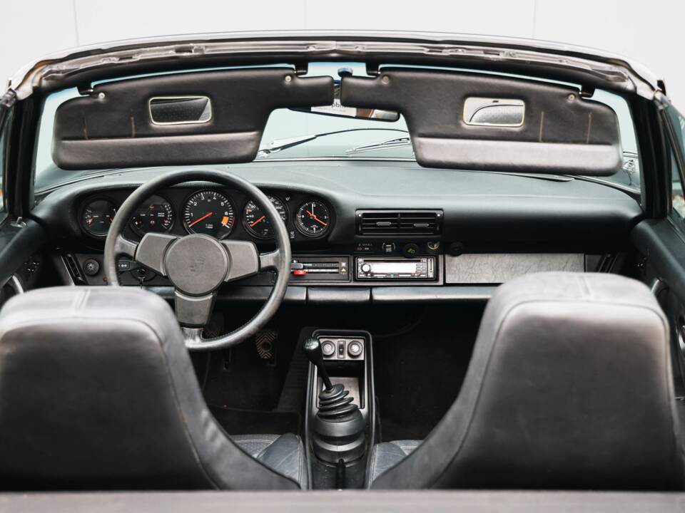 Afbeelding 41/44 van Porsche 911 SC 3.0 (1983)