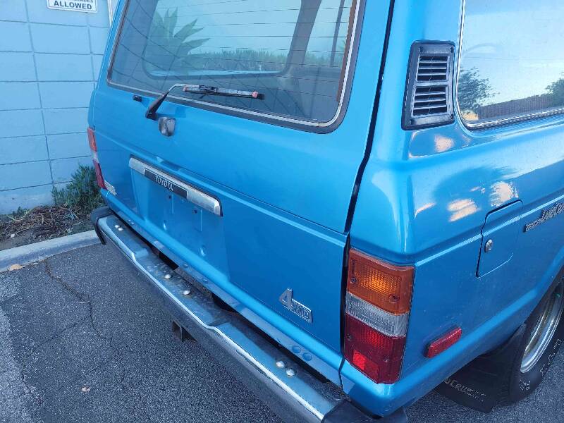 Bild 24/54 von Toyota Landcruiser FJ 60 (1984)
