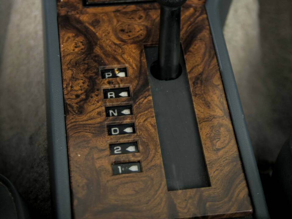 Bild 29/50 von Chrysler Le Baron 2.5 Turbo (1988)