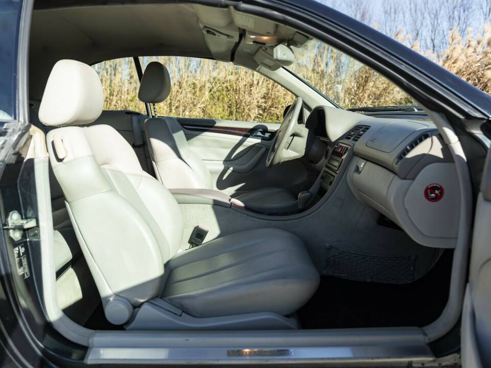 Bild 32/50 von Mercedes-Benz CLK 230 Kompressor (1999)