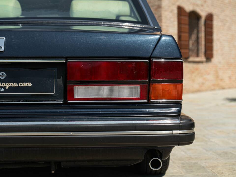 Bild 10/50 von Bentley Mulsanne Turbo (1985)