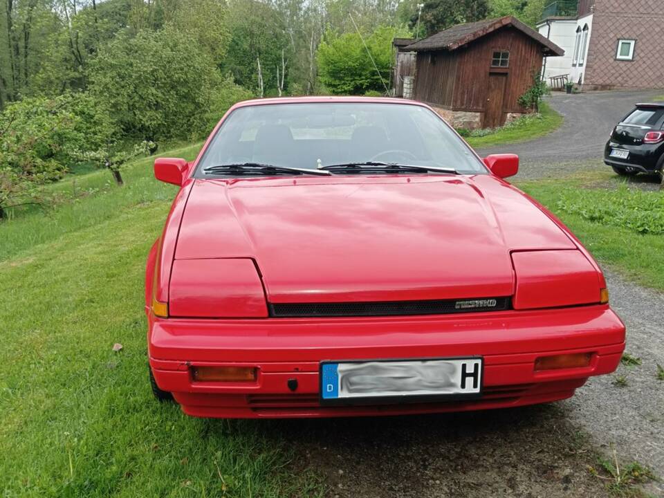 Bild 4/8 von Nissan Sunny (1989)
