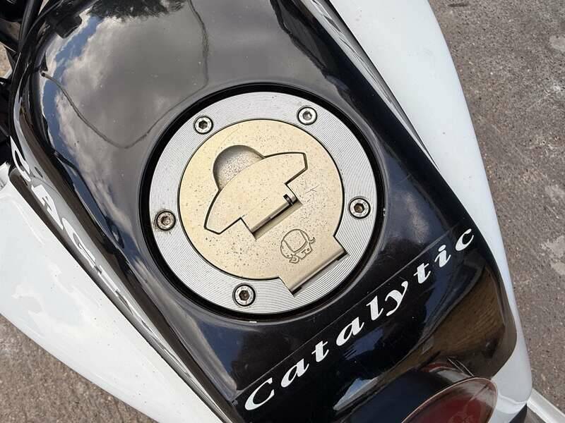 Image 35/40 of Cagiva DUMMY (1994)