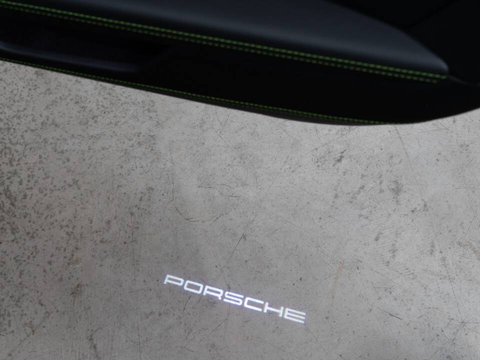 Bild 32/41 von Porsche 911 Carrera 4 GTS (2024)