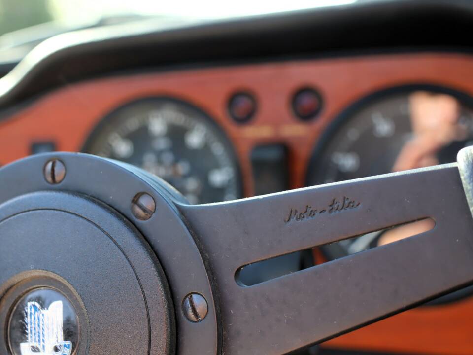 Image 32/50 de Triumph TR 6 (1970)