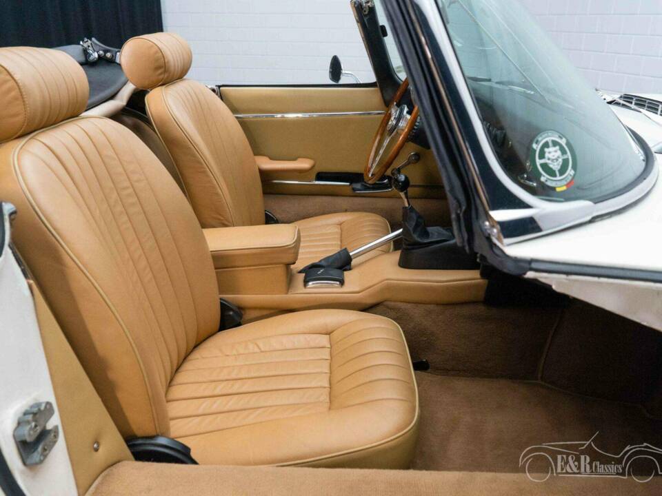 Afbeelding 7/19 van Jaguar E-Type (1969)
