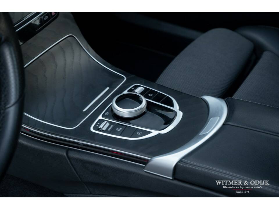 Imagen 15/29 de Mercedes-Benz C 180 T (2016)