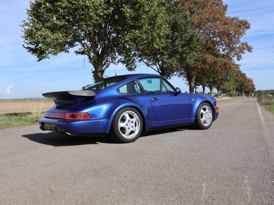 Bild 31/39 von Porsche 911 Turbo 3.3 (1991)