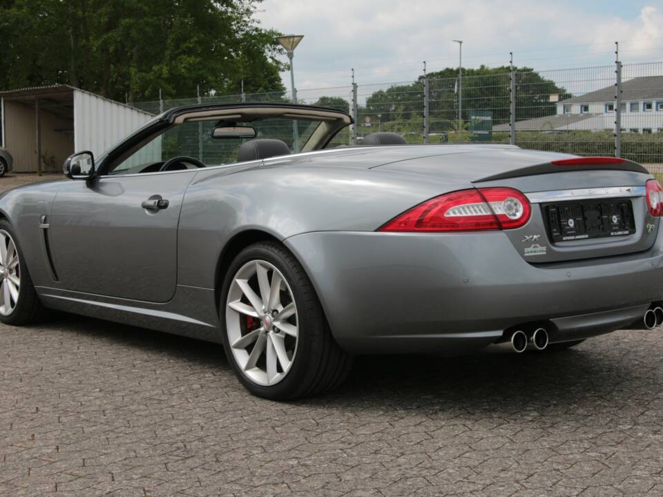 Bild 3/88 von Jaguar XKR (2010)