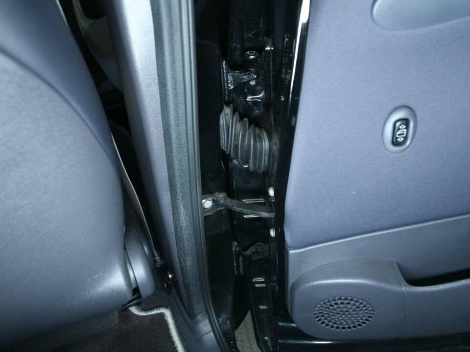 Image 30/50 of Mercedes-Benz A 210 Evolution (2002)