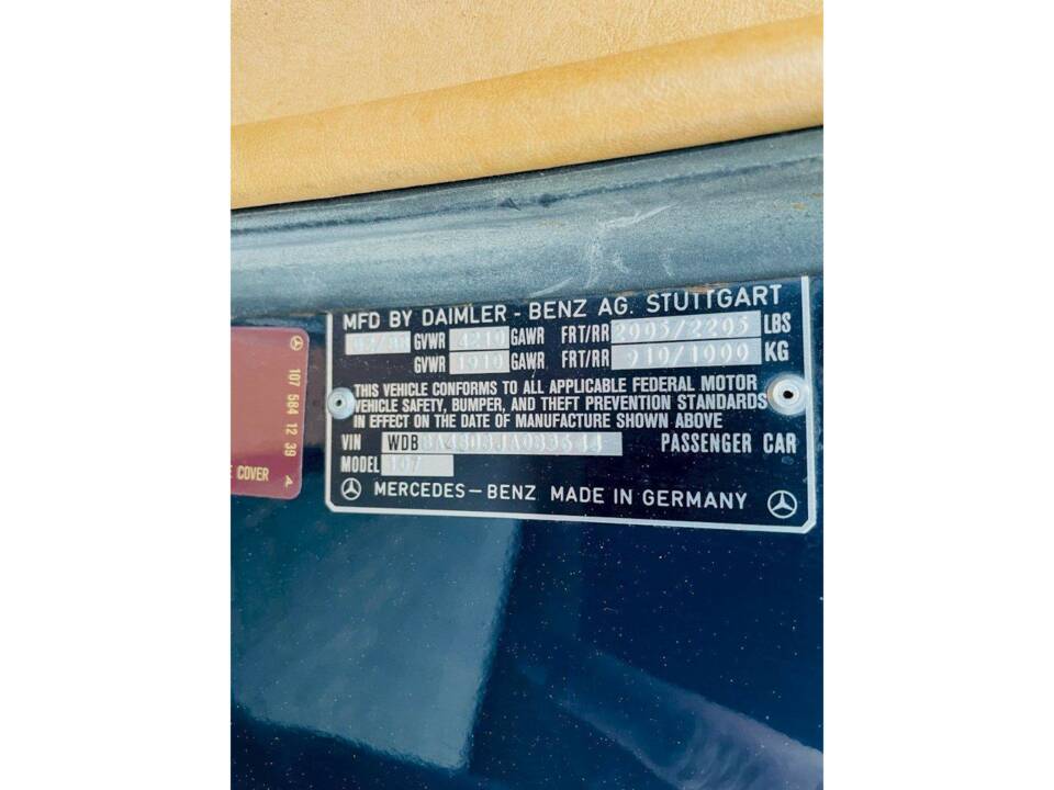 Afbeelding 36/36 van Mercedes-Benz 560 SL (1988)