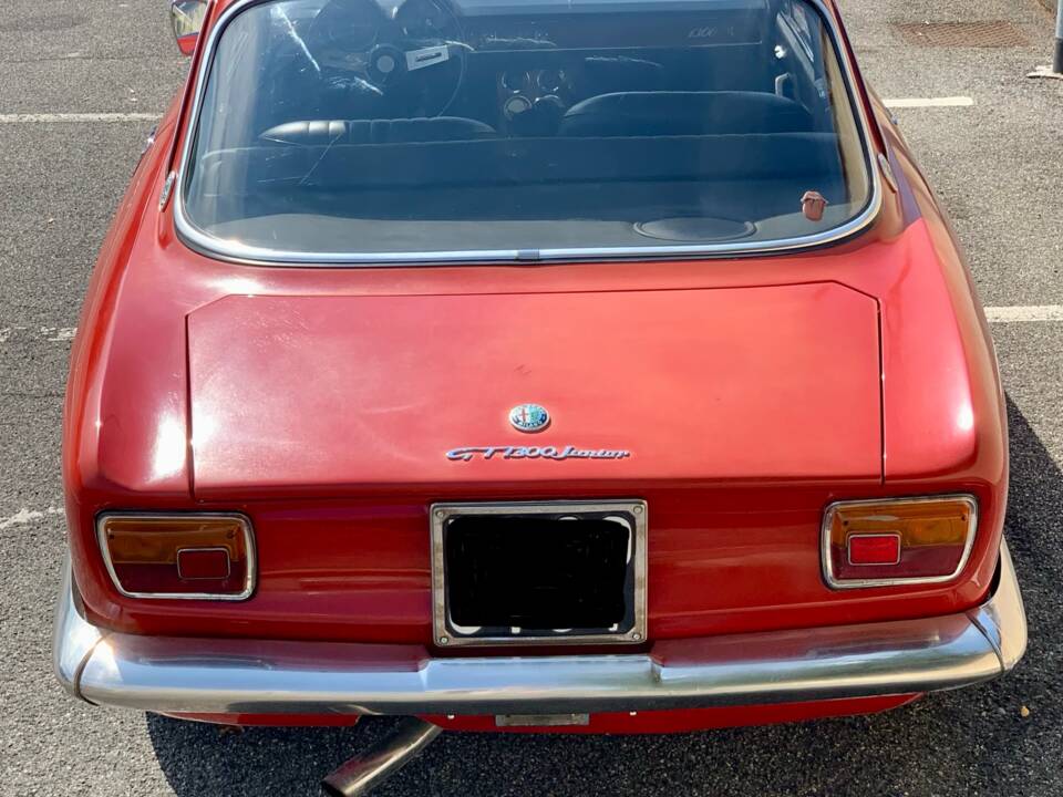 Bild 10/19 von Alfa Romeo Giulia 1300 GT Junior (1969)