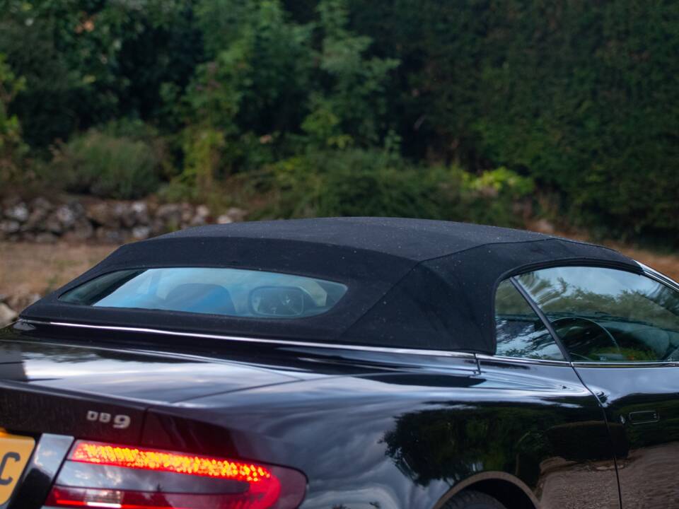 Bild 25/50 von Aston Martin DB 9 Volante (2006)