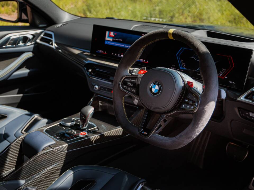 Image 19/46 of BMW M4 Competition xDrive (2025)
