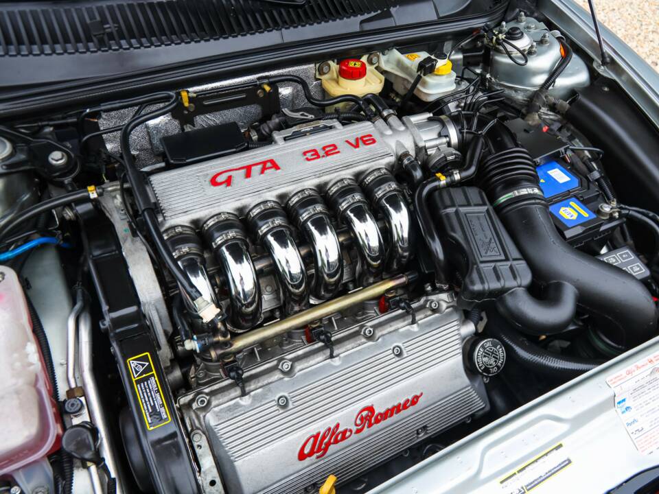 Bild 42/50 von Alfa Romeo 156 3.2 V6 GTA (2004)