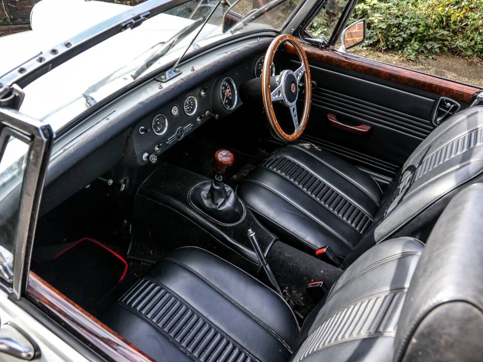 Image 4/28 de MG Midget GAN5 (1970)