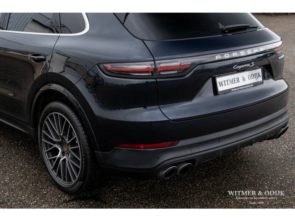 Image 10/37 of Porsche Cayenne S (2018)