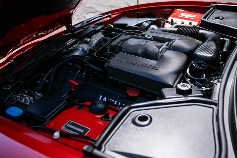 Image 12/33 of Jaguar XK8 4.0 (1999)