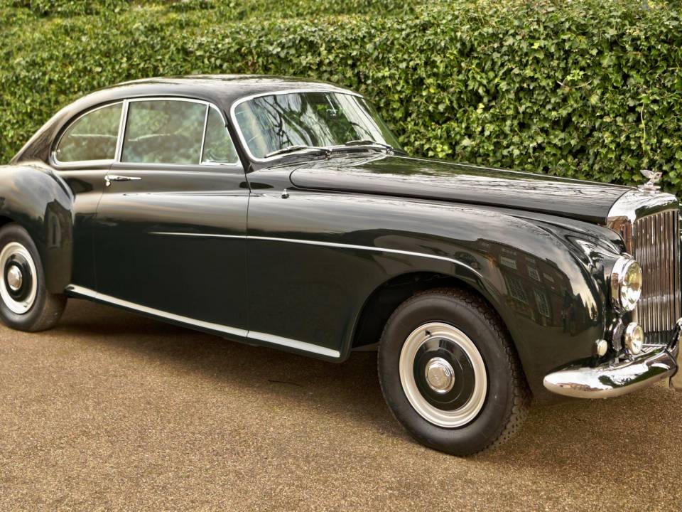 Image 14/50 of Bentley R-Type Continental (1954)