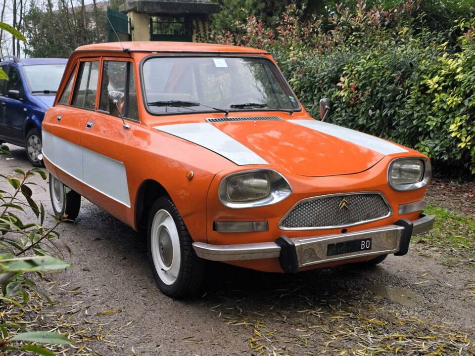 Imagen 33/37 de Citroën Ami 8 Break (1975)