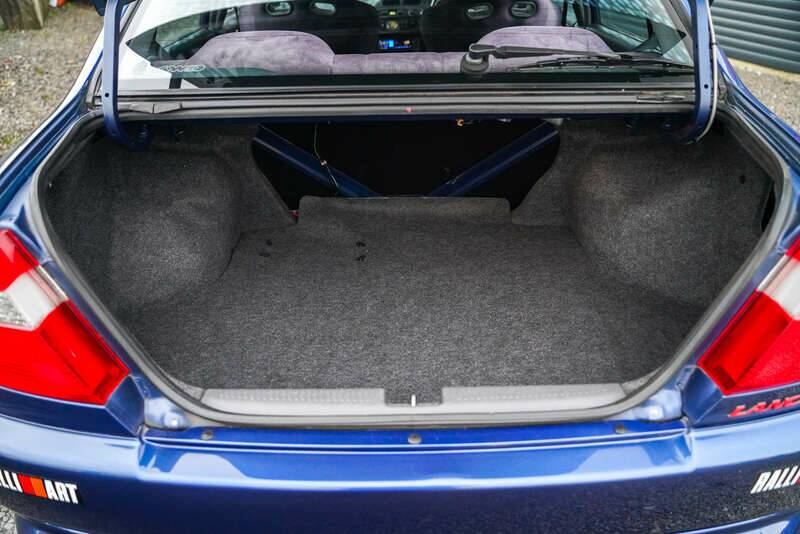 Bild 33/45 von Mitsubishi Lancer Evolution VI (2000)