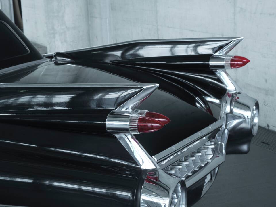 Afbeelding 11/50 van Cadillac 75 Fleetwood (1959)